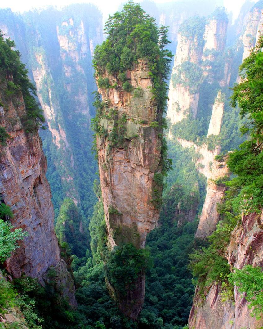 Tianzi Mountains, China / Image credits: Richard Janecki